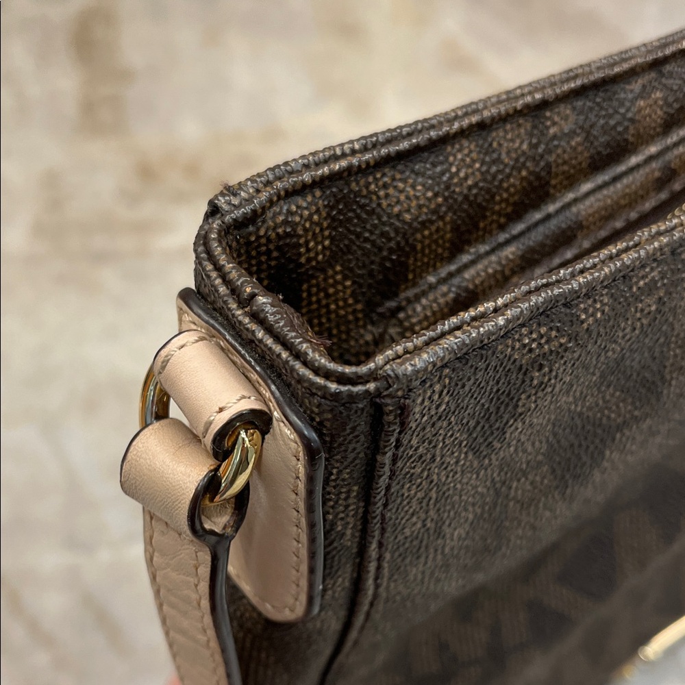 Michael Kors Dark Brown Monogram Shoulder Bag - Picture 11 of 13